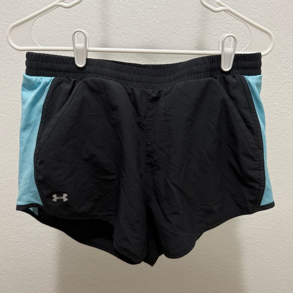 Under Armour shorts - size M